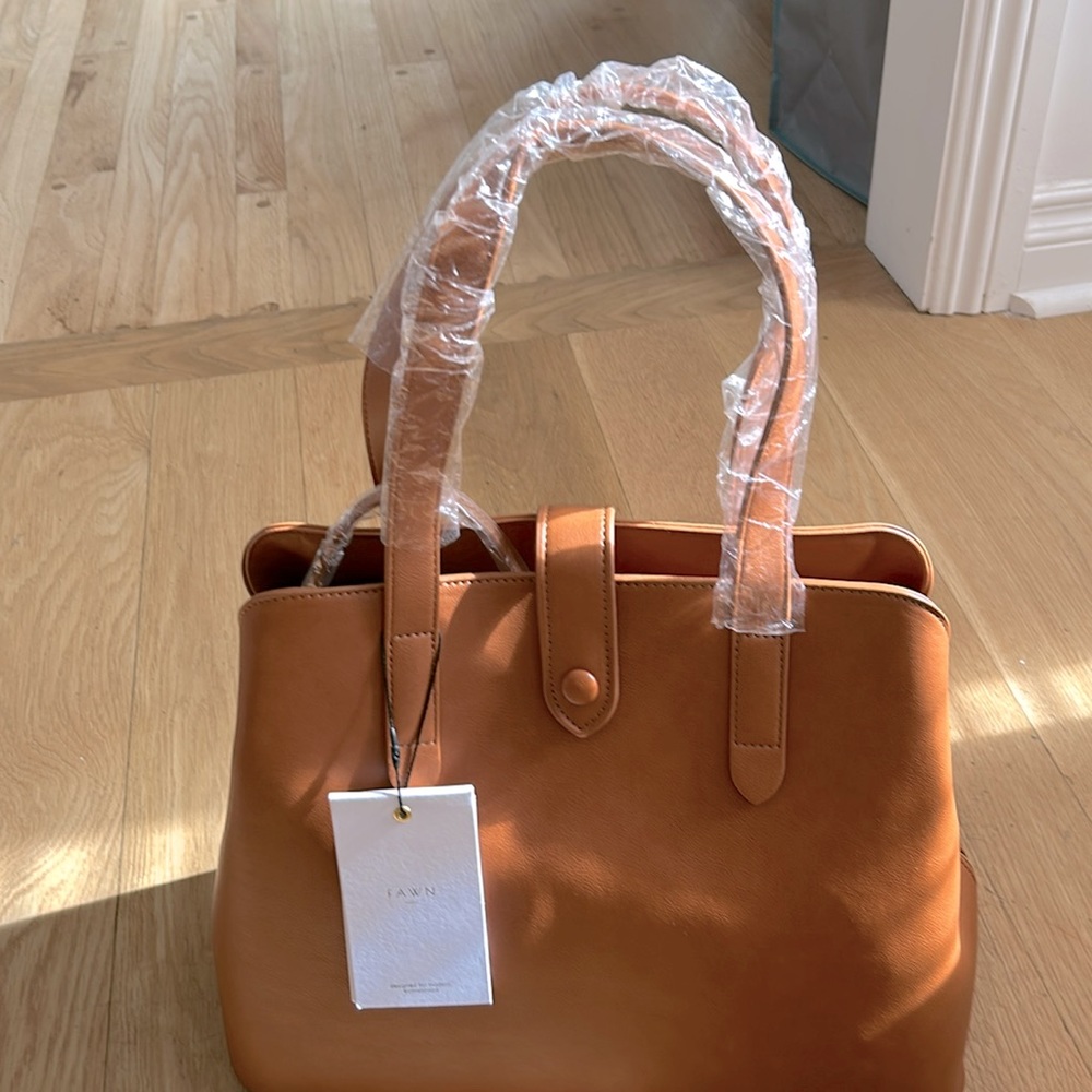 Fawn design handbag brand new never used cleaning out the closet